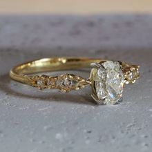 画像をギャラリービューアに読み込む, ダイヤモンドリング　0.547ct 鑑定書付き　13号
