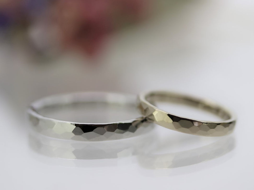 手打ち 槌目の結婚指輪　 2本合計価格　仕上げ素材が自由に選べるマリッジリング セミオーダーメイド プラチナpt900とK18各色